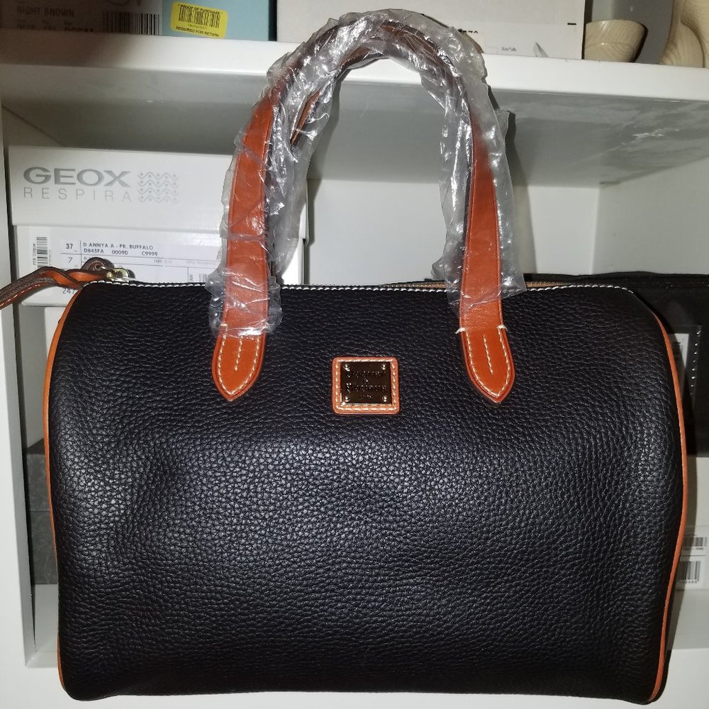 SOLD Dooney & Bourke Olivia Satchel